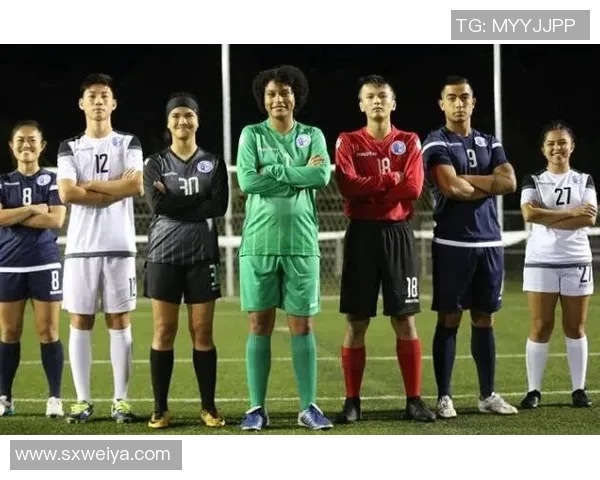 足球明星联名服饰潮流风向标引领时尚新风尚 足球明星联名服饰潮流风向标引领时尚新风尚